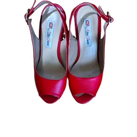Nina gucci size 7.5 med. Siren red platforms - Picture 1 of 4